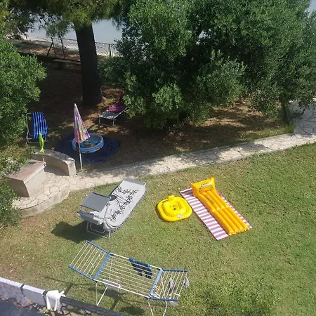 1 Appartement